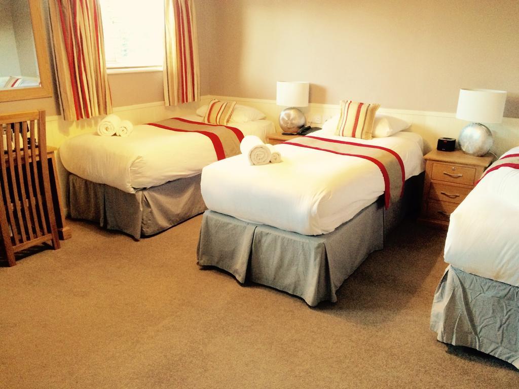 Breckland Lodge Attleborough Habitación foto