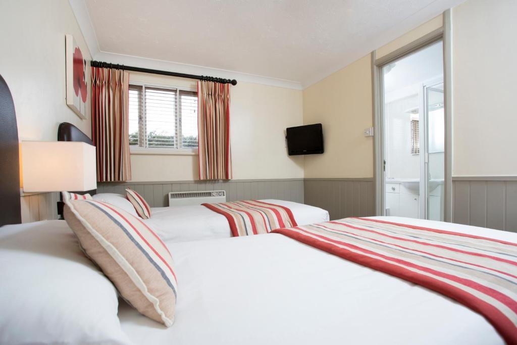 Breckland Lodge Attleborough Habitación foto